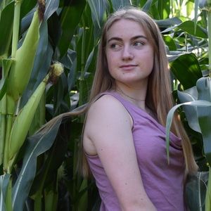 Meet your Posher, Catie